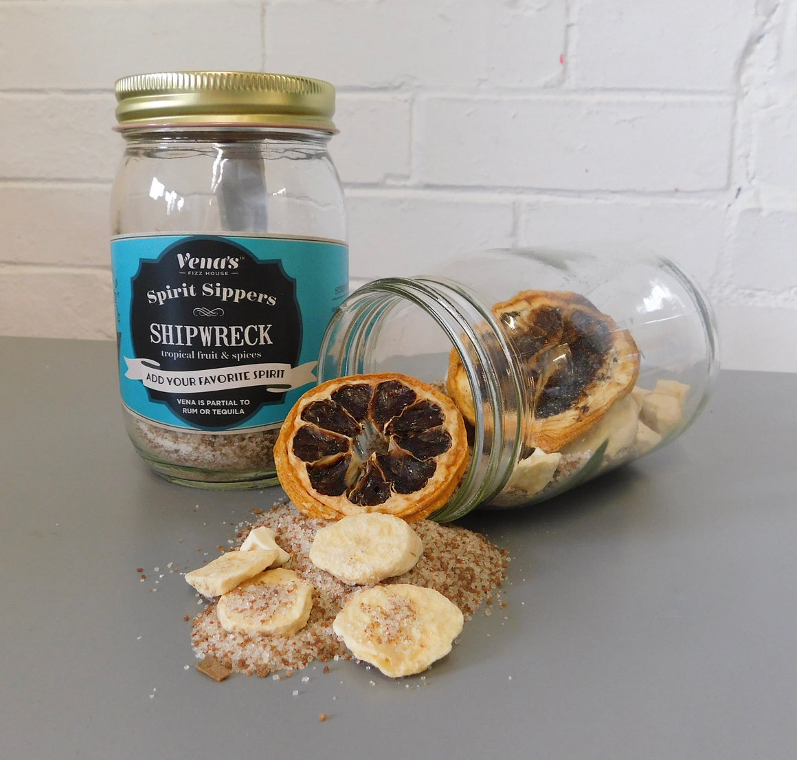 SHIPWRECK SPIRIT SIPPER COCKTAIL INFUSION  ( Pineapple & Banana )